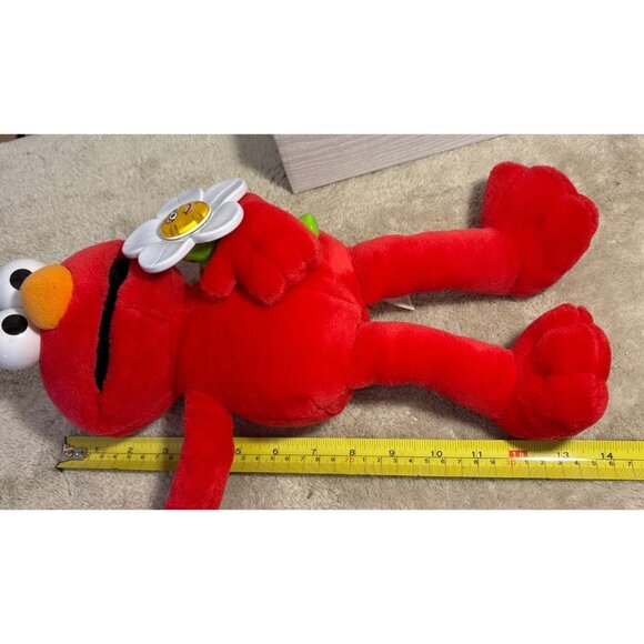 Fisher-Price Elmo Plush Doll With Flower Sesame Street Mattel 2003 Polyester Fib - Picture 7 of 7